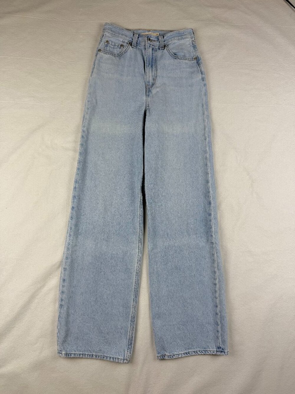 Levi Premium High Loose Zip Front Jeans Size 24